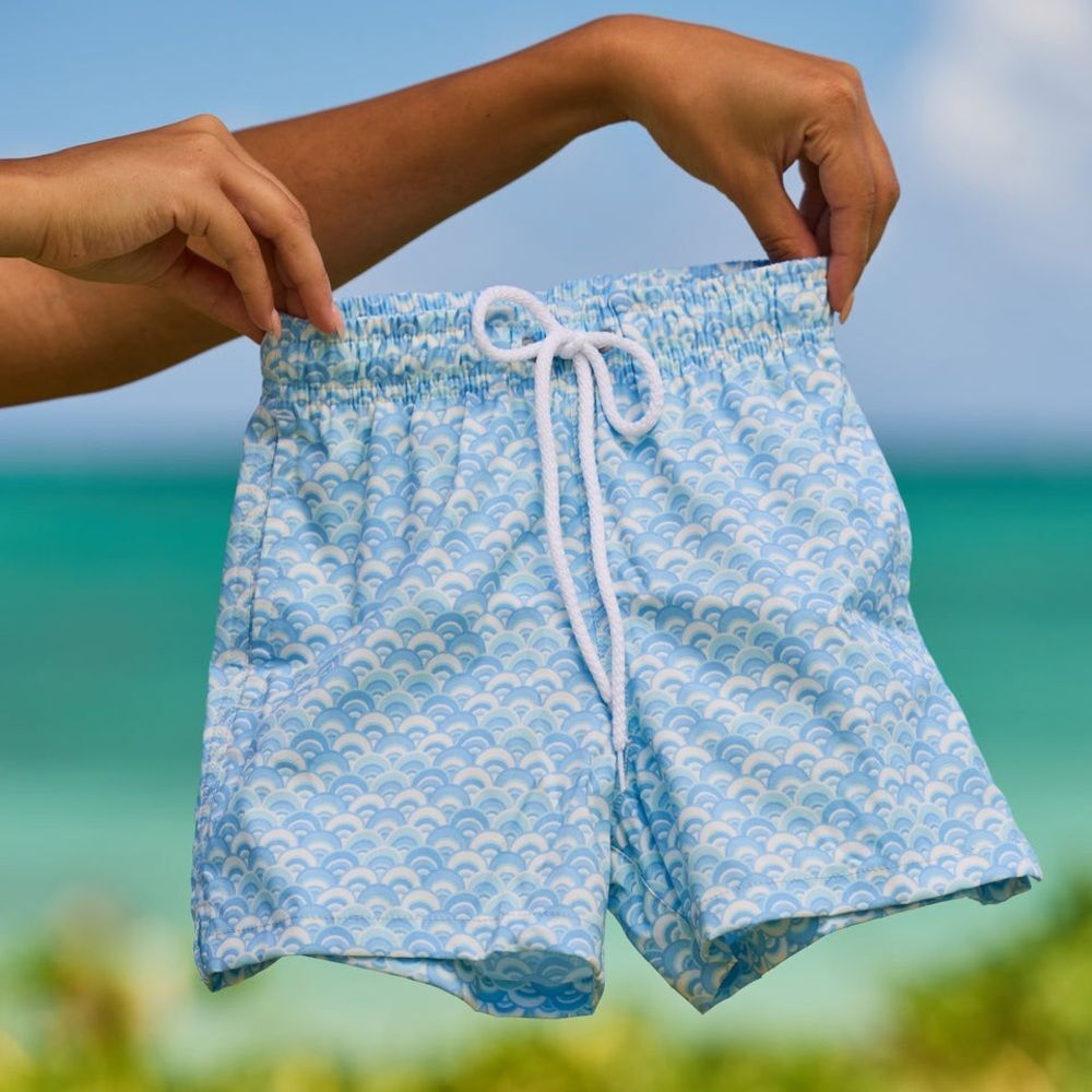 Kenny Flowers The Anguilla Mini Boys Shorts Trunks UPF 50+ blue size 7/8 NWT